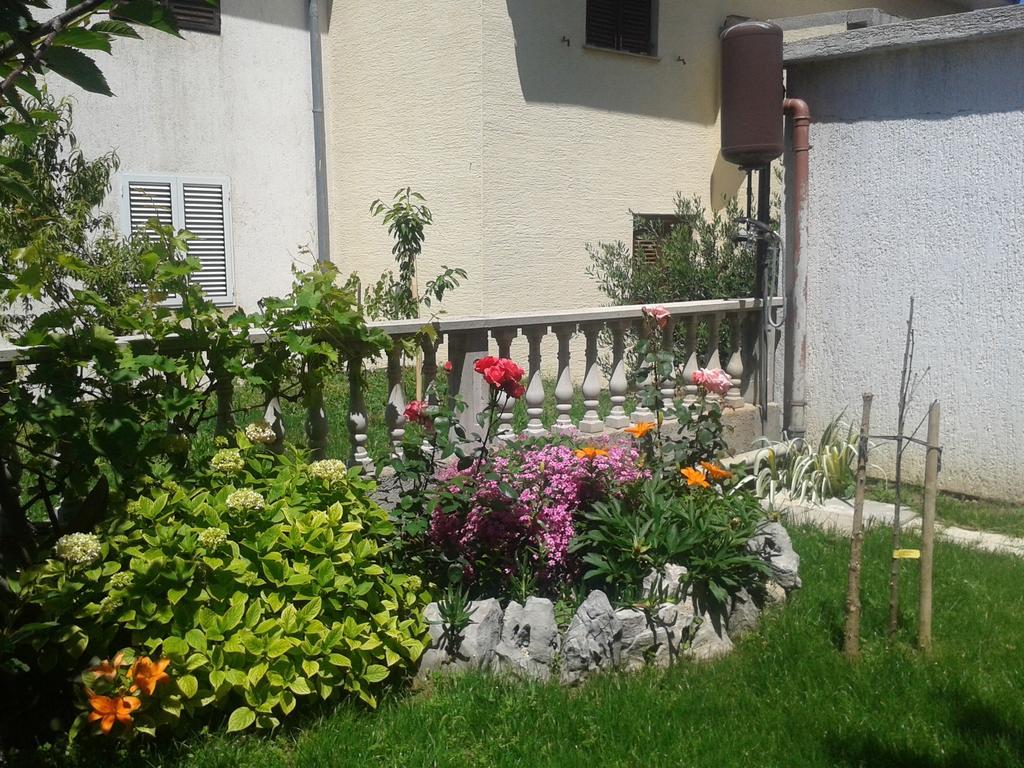 Apartment And Rooms Markovic Senj  Zimmer foto