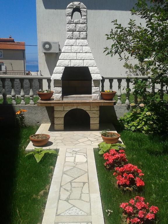 Apartment And Rooms Markovic Senj  Zimmer foto