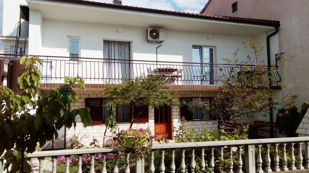 Apartment And Rooms Markovic Senj  Exterior foto