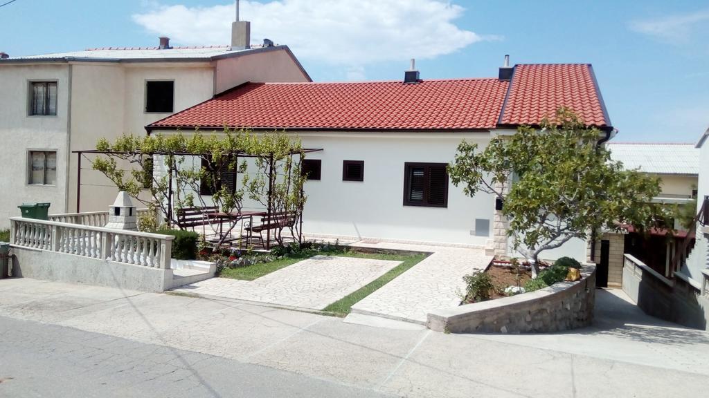 Apartment And Rooms Markovic Senj  Exterior foto
