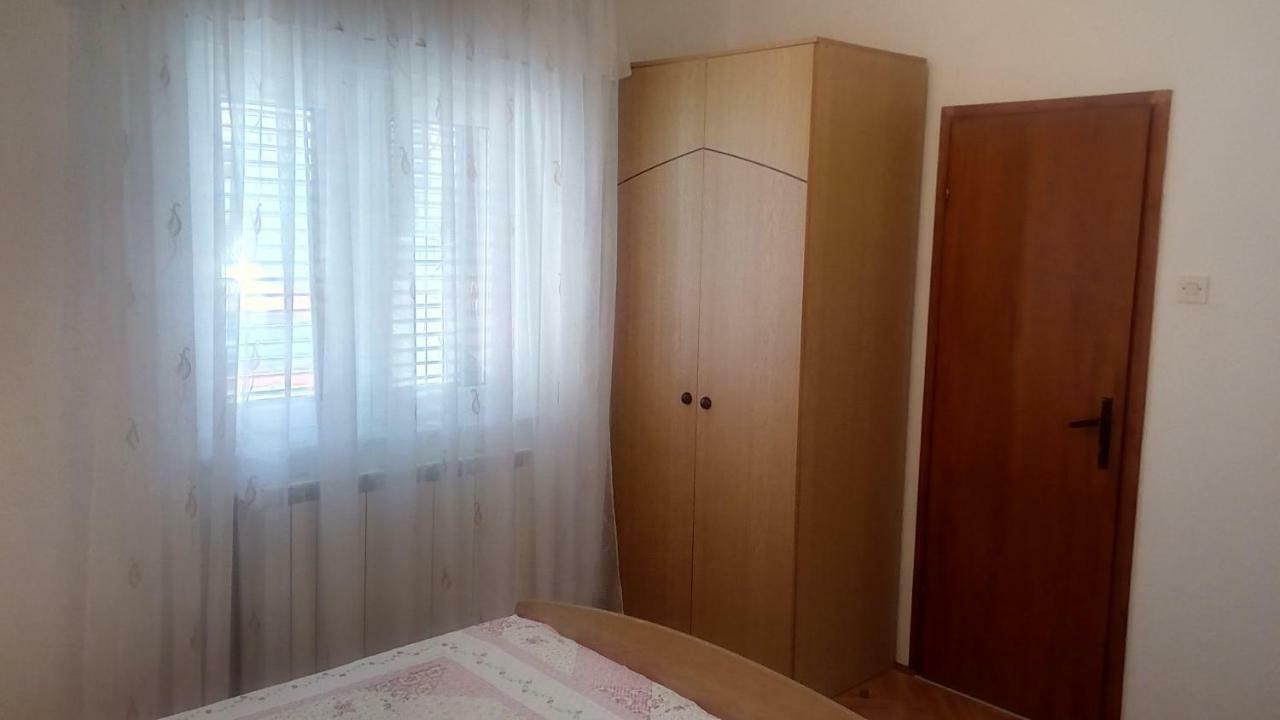 Apartment And Rooms Markovic Senj  Exterior foto